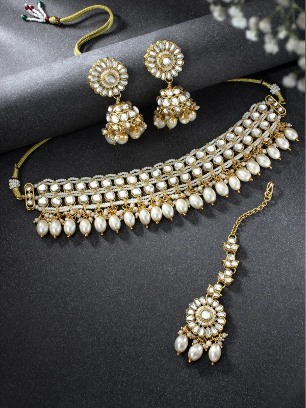 Exquisite Kundan Pearl Choker Set