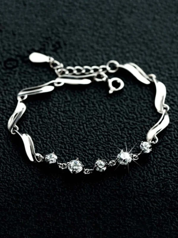 Lustrous Links Austrian Crystal Bracelet